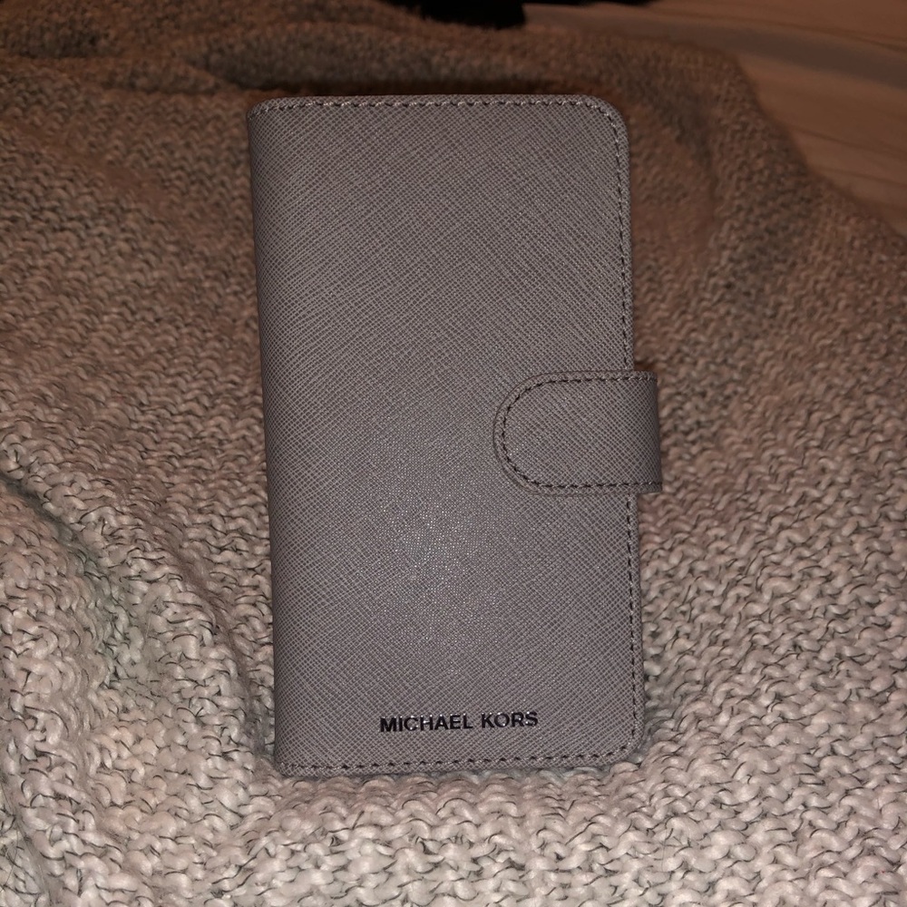 Micheal Kors iPhone Portfolio Case